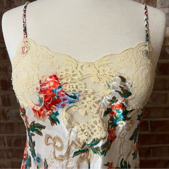 Vintage Victoria's Secret Gold Label Floral Lace Cami/Top/Lingerie -Size S -NW04 - Picture 3 of 8